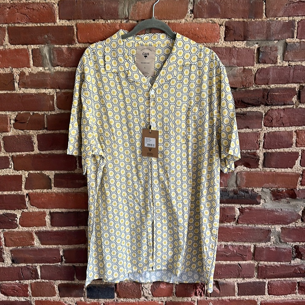 OAS - The Cuba Shirt - NWT - Size Large